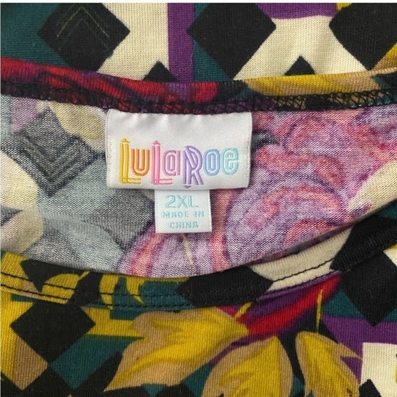 LuLaRoe Irma Multi-Colored Floral Tunic Top Size 2XL - Picture 4 of 5